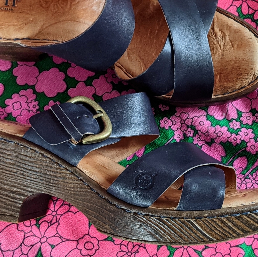 Born Shoes Leather Buckle Wedges
